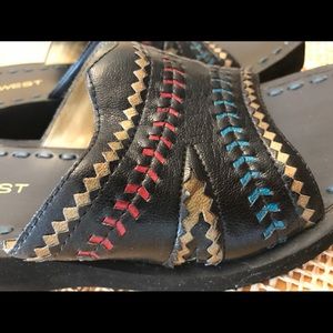 NEW NINE WEST Leather Sz7 Sandal